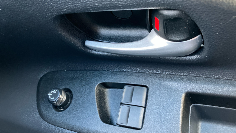 Toyota Aygo X 1.0 VVT-i Edge 5dr Petrol Hatchback